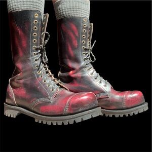 80s Vintage Getta Grip Dr Martens 14 Hole boots Burgundy Rub Off Commando Sole 8